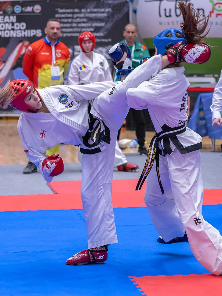 sparring1 https://sportywalkiciechanow.pl/wp-content/uploads/2024/09/sparring1.webp